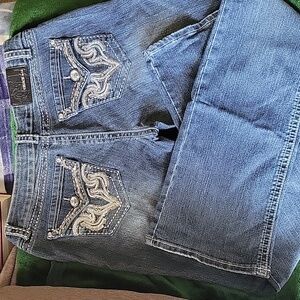 Size 30 grace in LA straight leg jeans